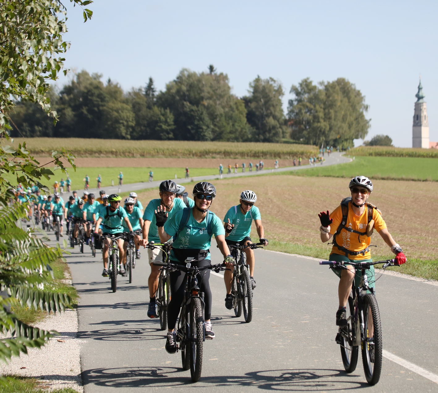 Eine Stadt fährt Rad - Gruppe mit Guide