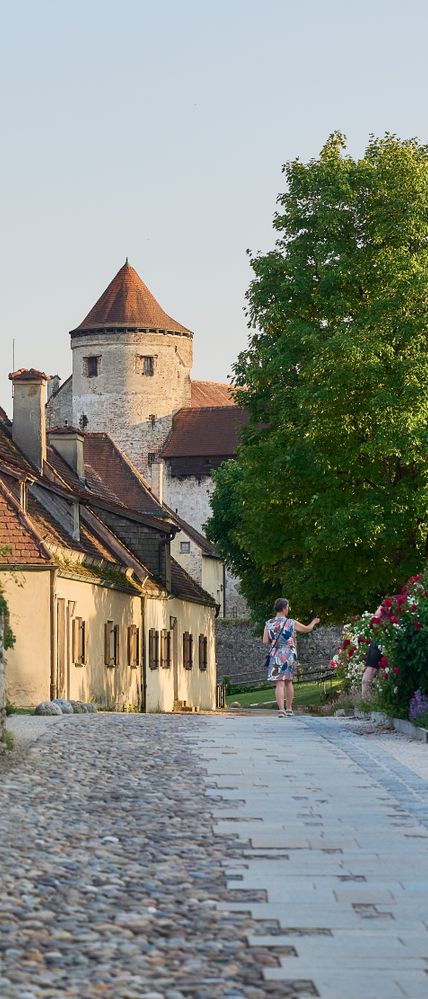 Burghof auf der weltlängsten Burg