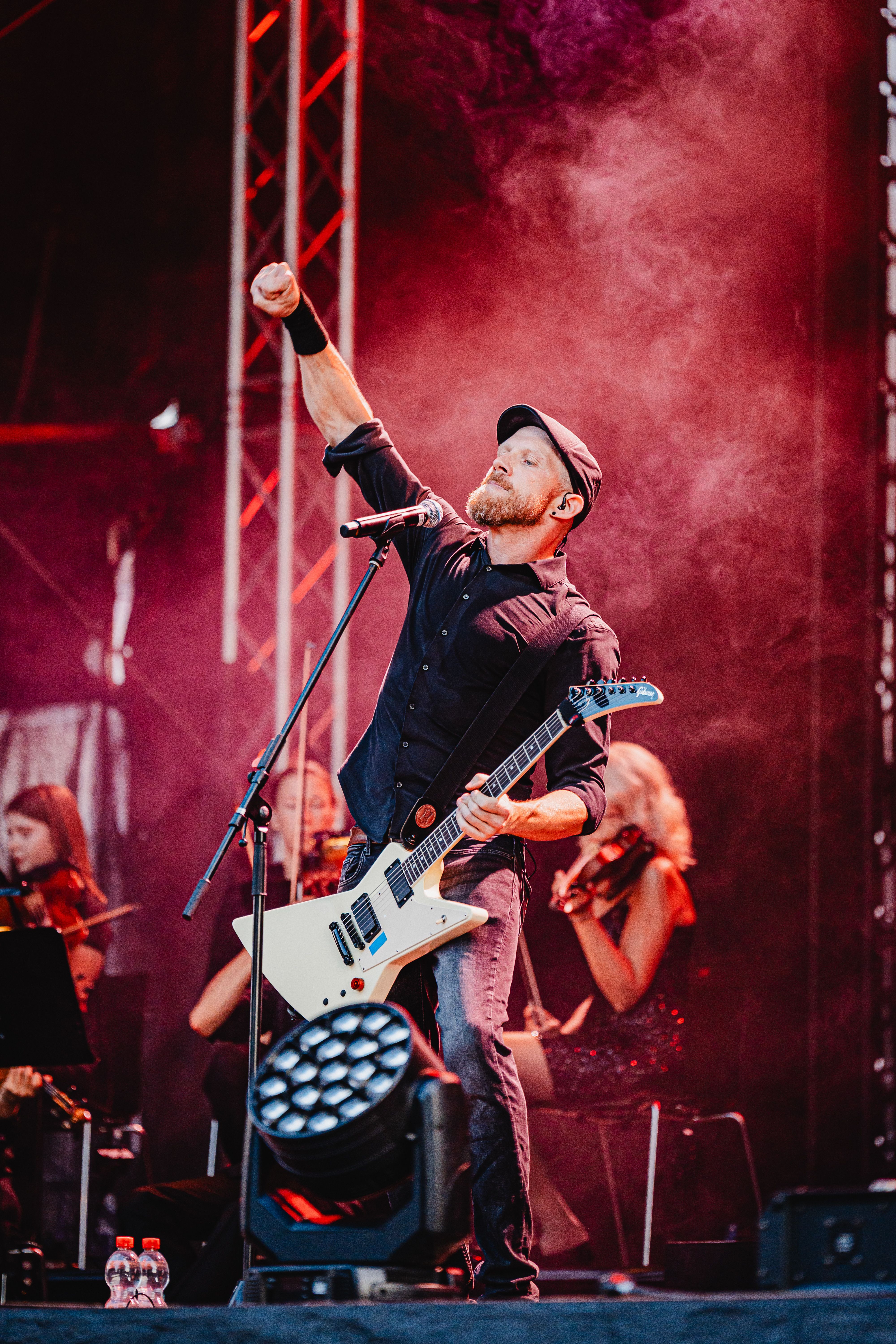 Konzertsommer auf der weltlängsten Burg - Tribute to Metallica. 