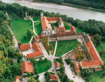 Kloseranlage Raitenhaslach von der Luft