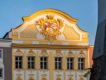 Die Altstadt im Inn-Salzach-Stil ist zur Gänze denkmalgeschützt